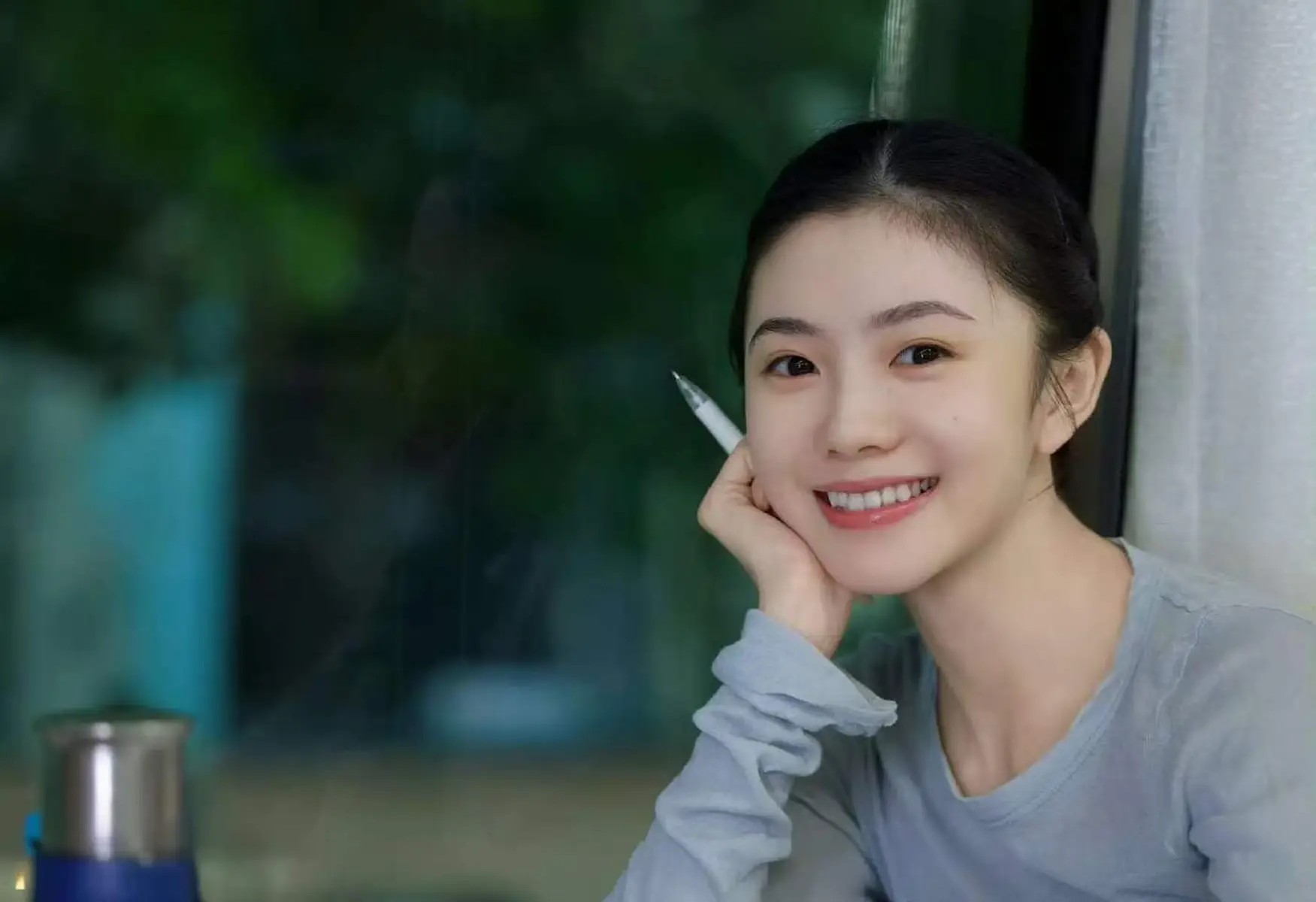 惊险死里逃生！94岁香港资深演员胡枫突入ICU，昏迷四日后发声报平安